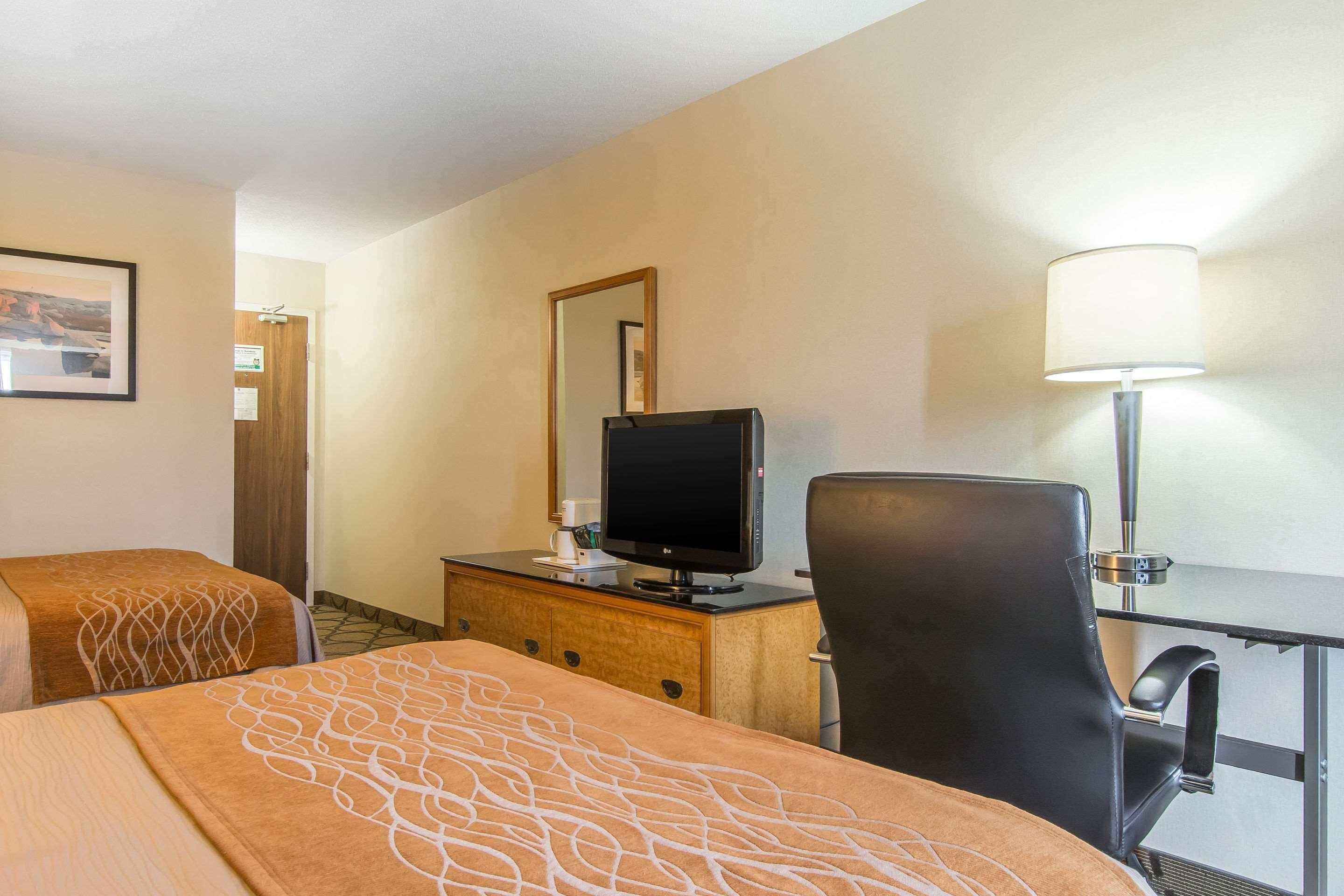 Comfort Inn Magnetic Hill Moncton Exterior photo